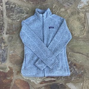 BARELY WORN woman’s Patagonia jacket!